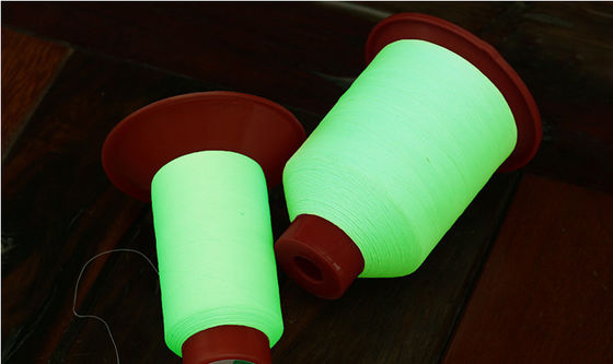 150D Glow In The Dark Yarn Crochet Green Luminous Embroidery Thread (Świecąca w ciemności przędza wiórowa, zielona, jasna, brązowa)