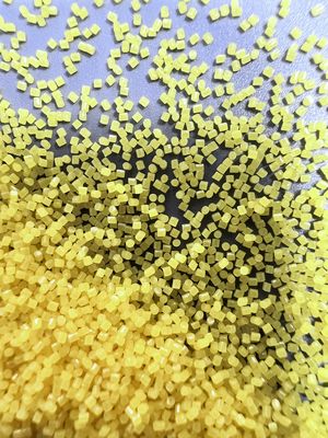 0.4*0.4mm Piaskowanie Plastic Żółty Kolor Średni Rozmiar Wysoka Stabilność cieplna